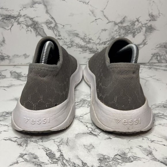 Vessi Skyline Slip On Shoe Womens Size 6 Gray Knit Sneaker Casual Everyday FAIR - Picture 4 of 8